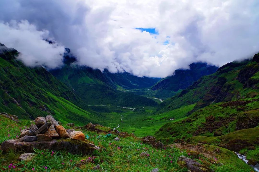 国内100条徒步路线,一生必去的10条徒步线