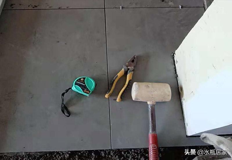 修补瓷砖的胶怎么处理,瓷砖掉了怎么修复最好