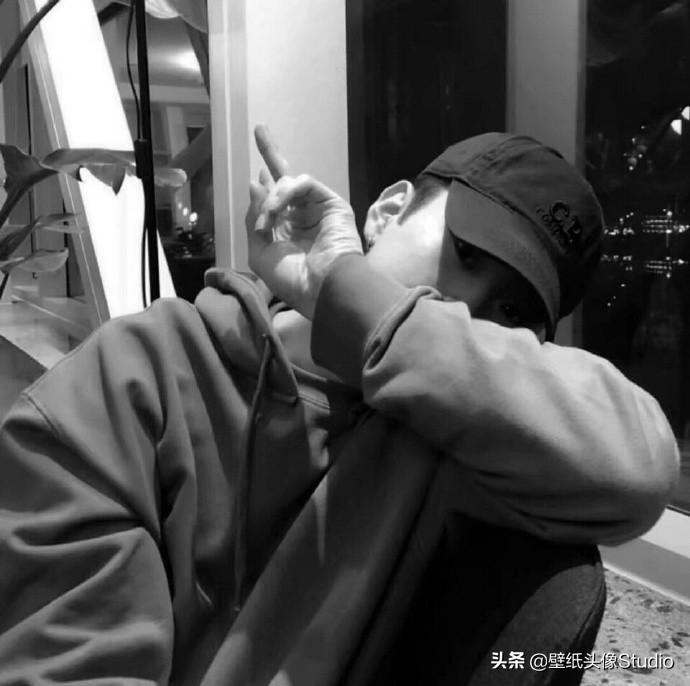 浪漫玫瑰男生头像,男生玫瑰浪漫头像