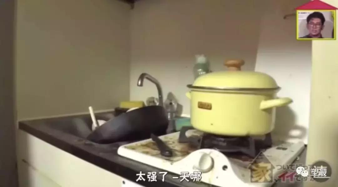 “我在垃圾堆里,守着他自杀前的遗物。”