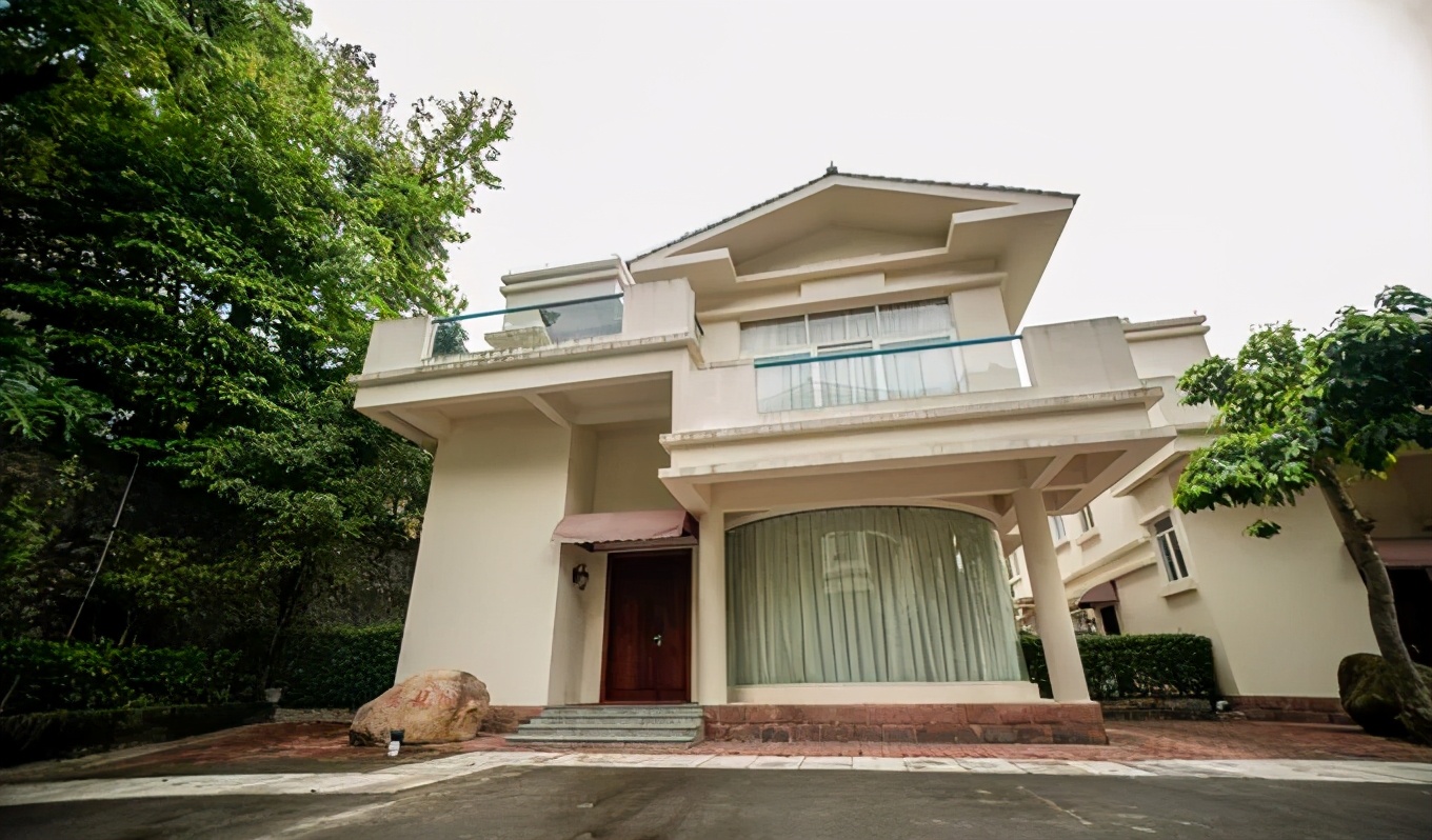 江门圭峰山温泉,江门市圭峰山温泉度假村