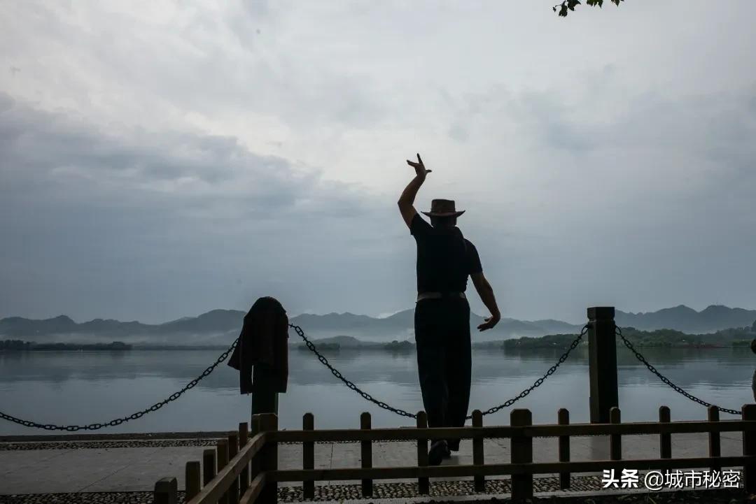 杭州十二时辰，疫情下的杭州是什么心情？