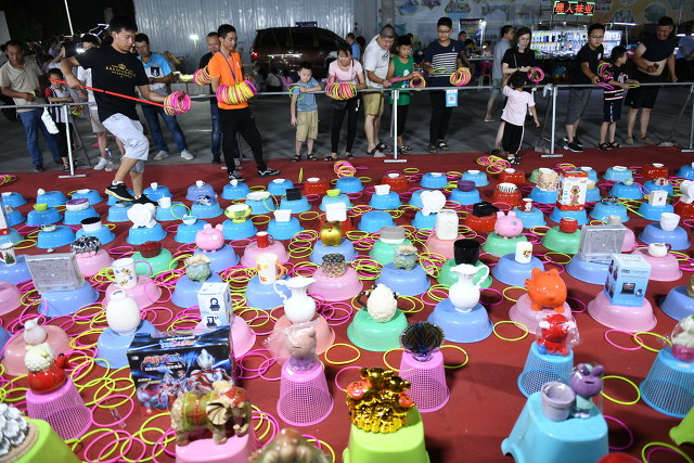 摆摊套圈赚钱方法,夜市摆摊套圈需要投资多少钱