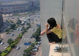 13岁孩子叛逆暴躁如何管教,13岁孩子叛逆心很强家里怎么办