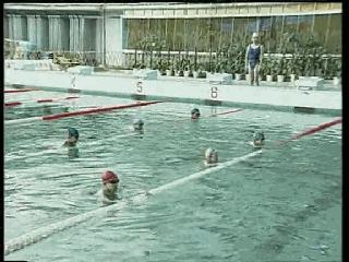 爬泳转身技术,爬泳中后交叉教学