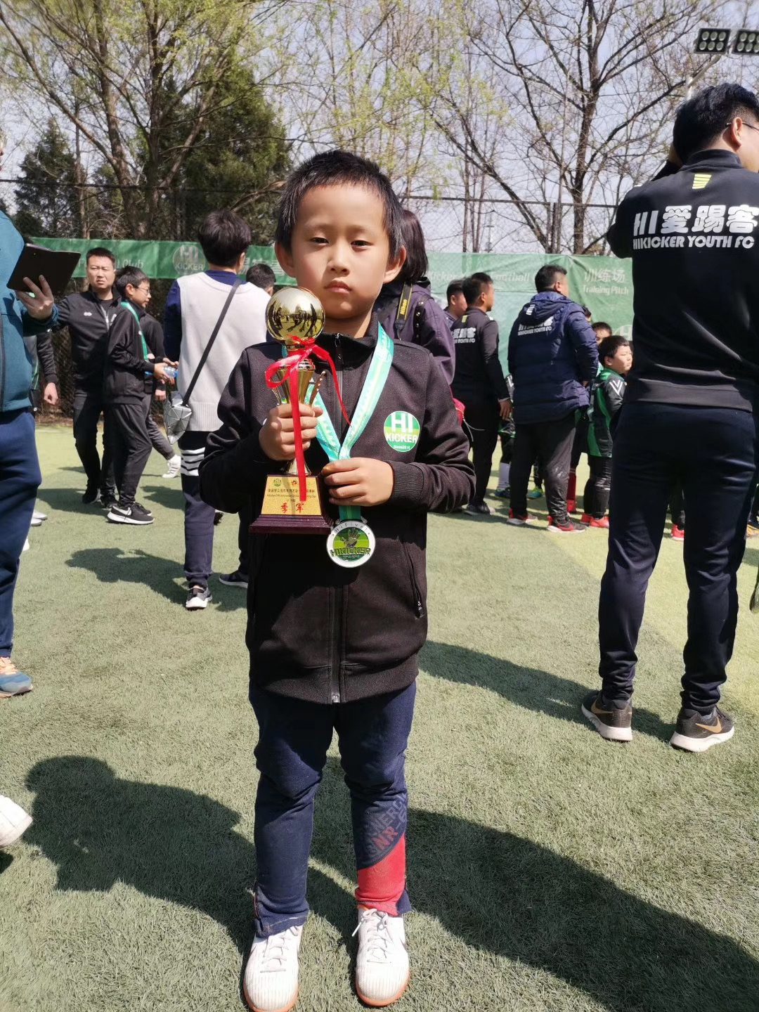 足球给家长的一封信,写给家长的一封信之足球夏令营