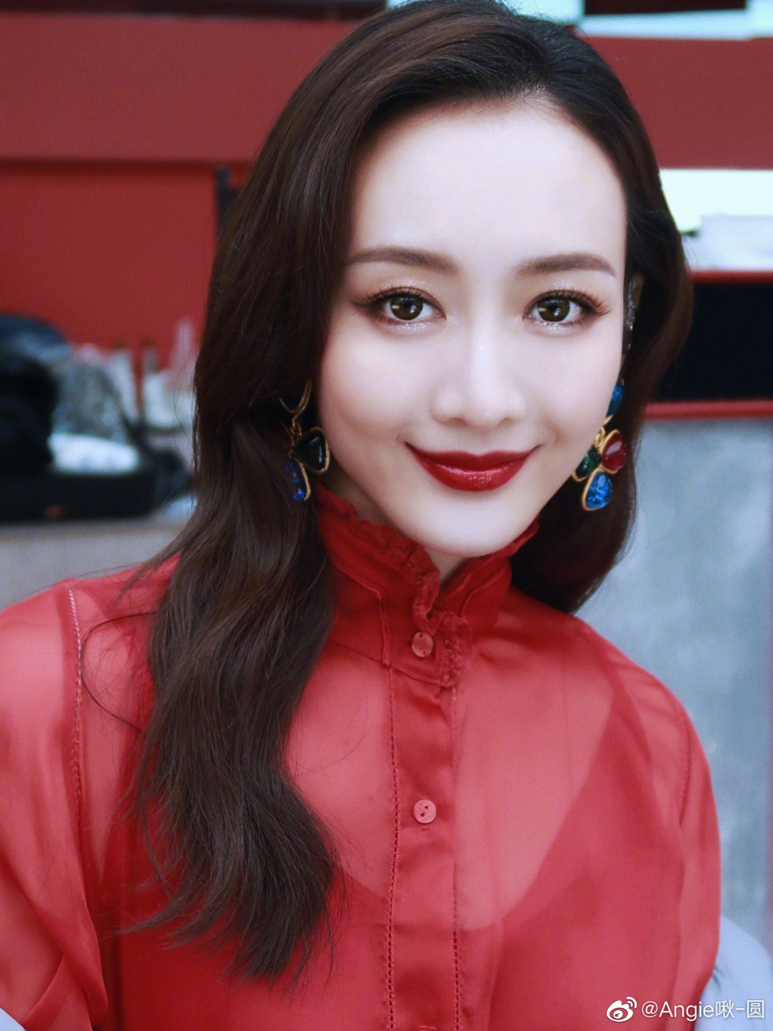 乘风破浪王鸥项链香奈儿,浪姐2王鸥最新一期