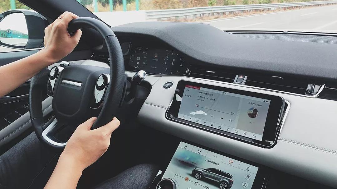 路虎极光宝马x3和奔驰glc怎么选,极光和宝马x1和奔驰glc选哪个好