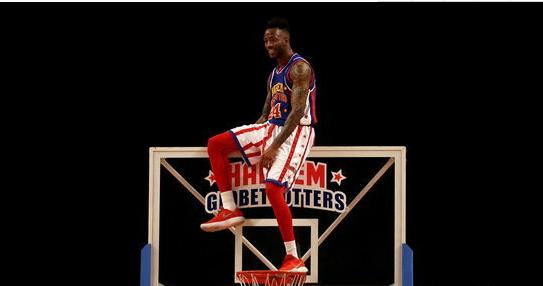 中国花式篮球领军视频,中国花式篮球第一人姜山