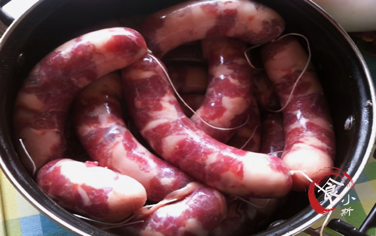 腊肠灌好要怎么凉晒,腊肠灌完了之后怎么才能做熟