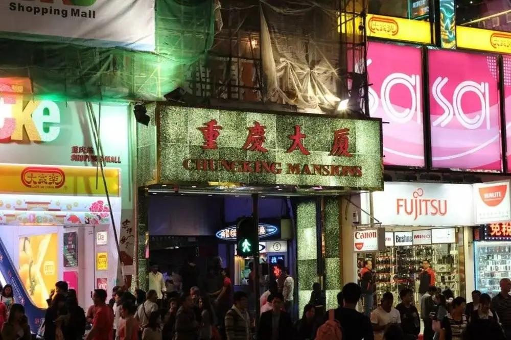 16年前的《处处吻》翻红,是“港味”的复兴?