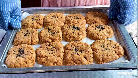 核桃酥怎么做又香又好吃,香甜酥脆核桃做法