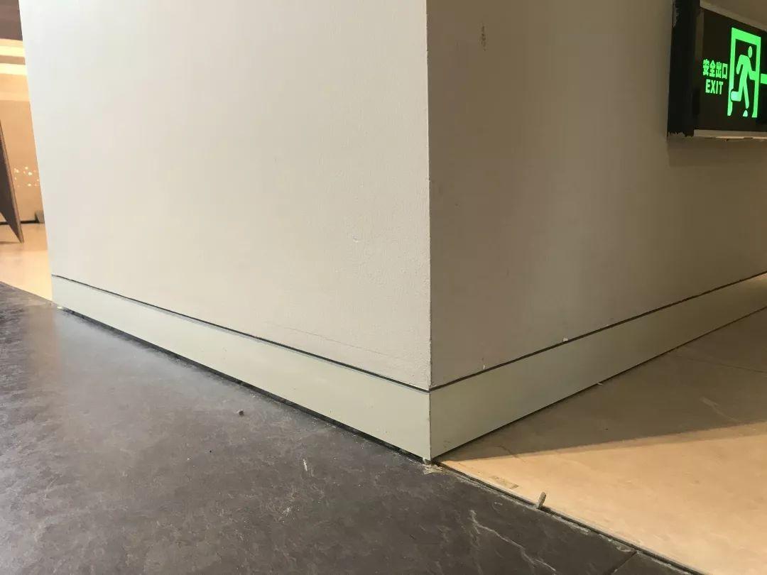 踢脚线安装了怎么返工,装修瓷砖踢脚线太丑怎么改