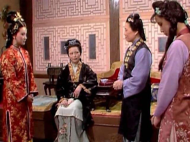 红楼梦里焦大骂宁国府什么了,红楼梦焦大骂宁国府第几回