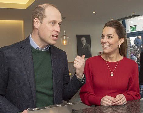 凯特紫色裙子视频,凯特刺绣裙图片