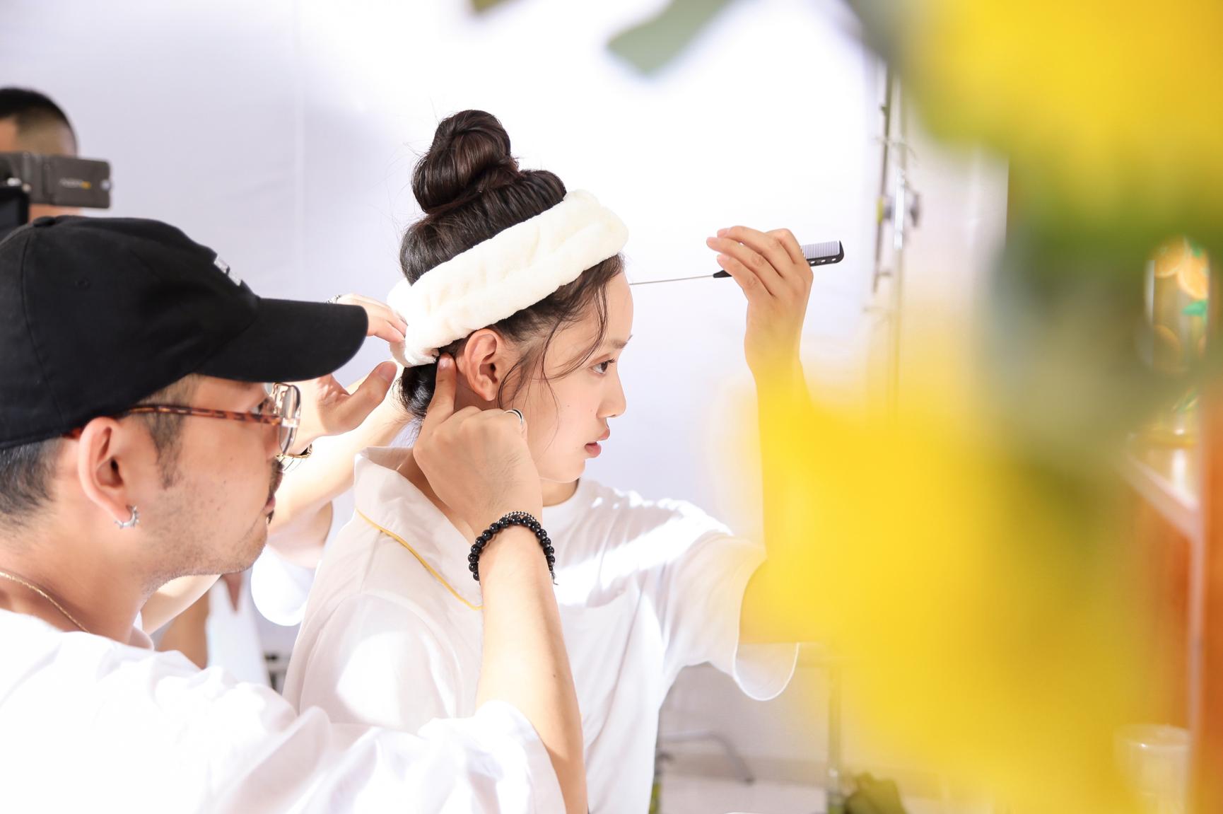 孙伊涵充满青春活力的美少女,孙伊涵亮相天天向上