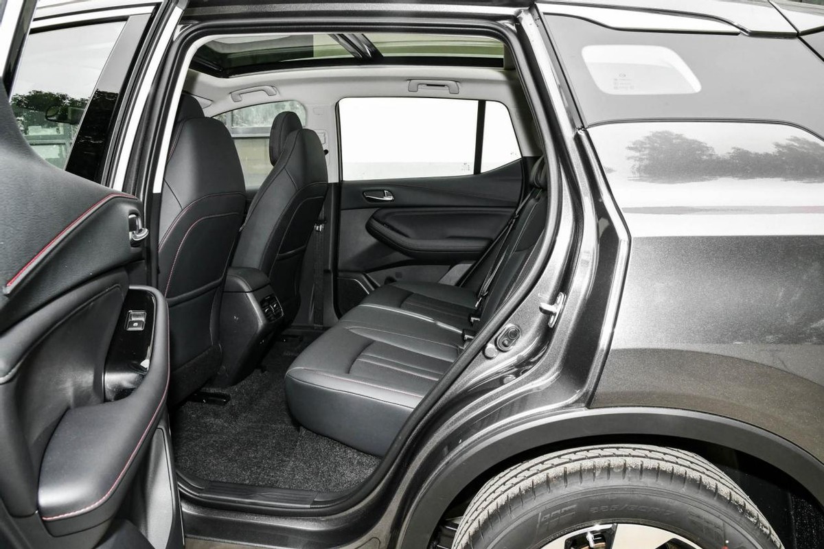 不到10万高性价比suv这3款随便选,十多万就能买suv这三辆谁最值得买