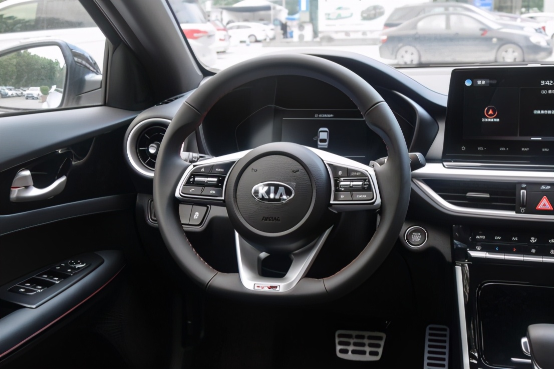 1.4t油耗和1.6l一样吗,起亚k3和日产轩逸谁省油