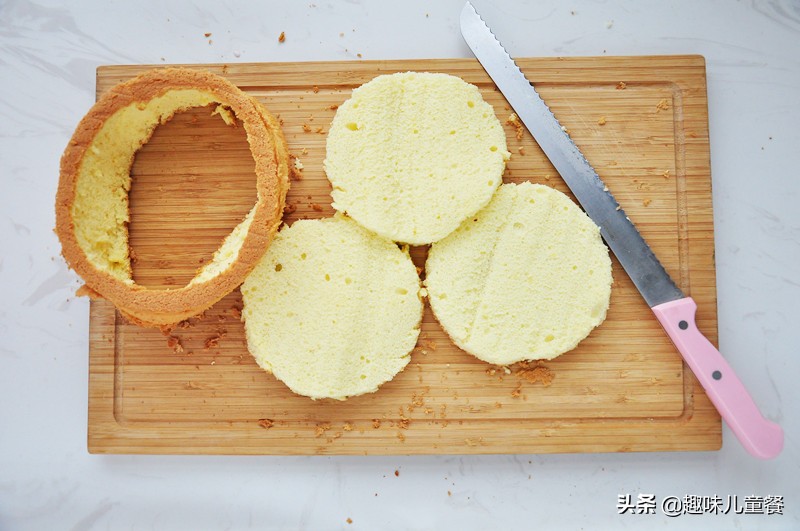 怎样做慕斯蛋糕儿童节,不加鸡蛋的儿童慕斯蛋糕