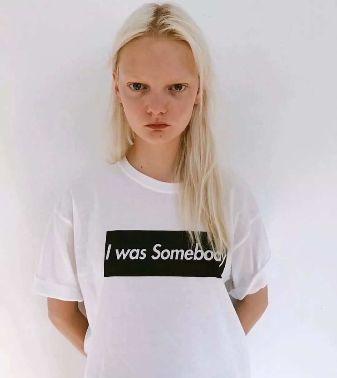 如果你曾被调侃长得像外星人，恭喜你，进军时尚圈的机会来了！