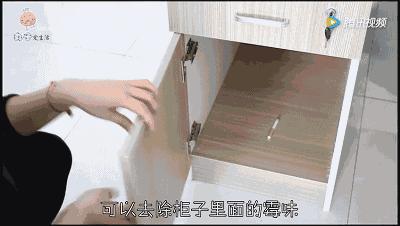 衣柜里放一年的衣服用洗吗,用啥放衣柜里衣服不生虫