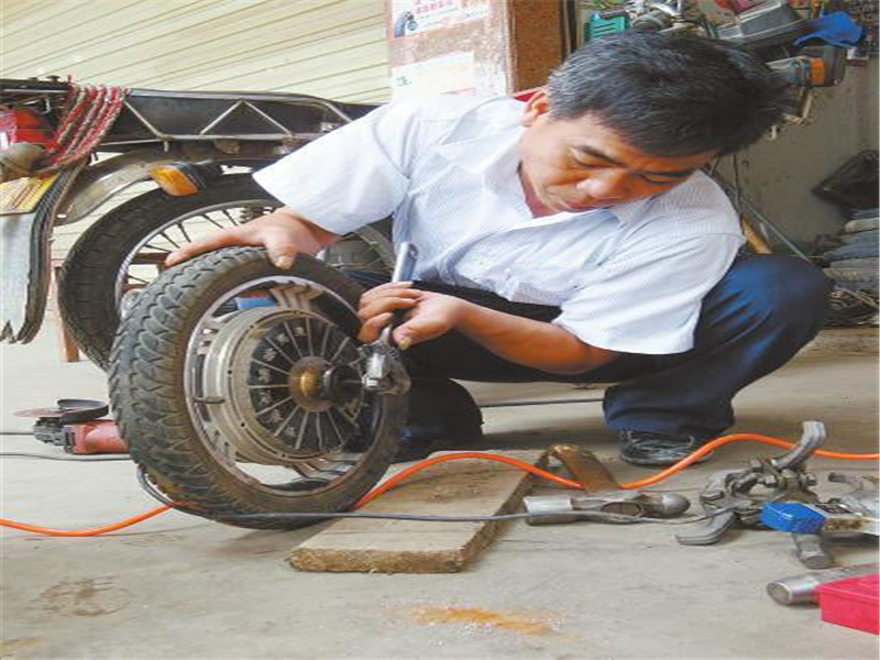 50万做什么生意低风险,50岁做什么生意能月赚2-3千