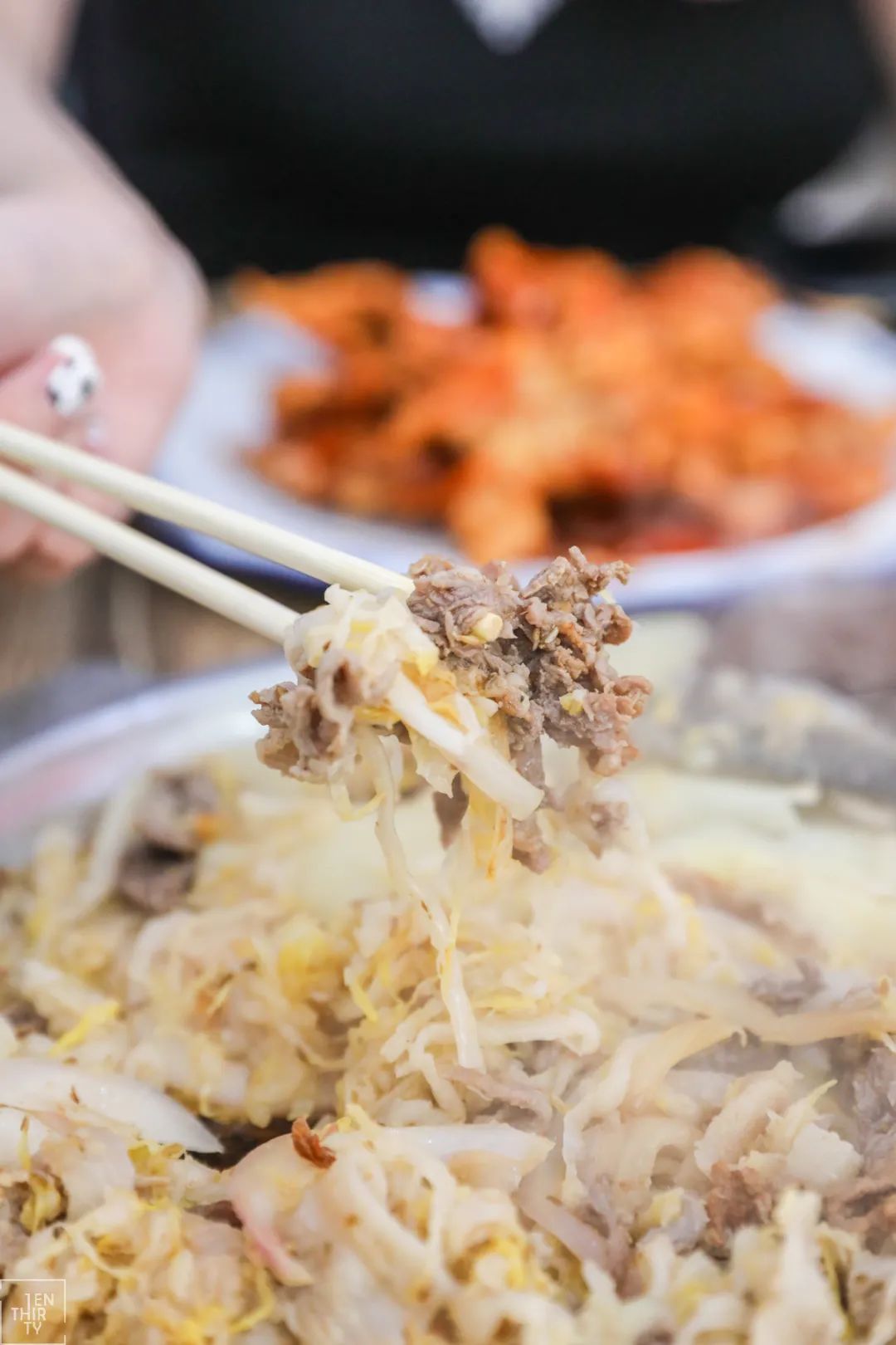 降温了吃点热乎的御寒,降温武汉