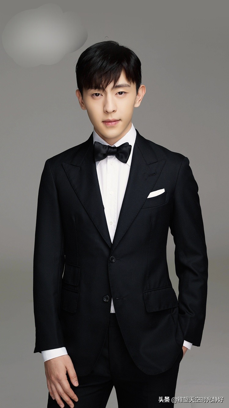痞帅风男明星壁纸黑色,黑色西装壁纸