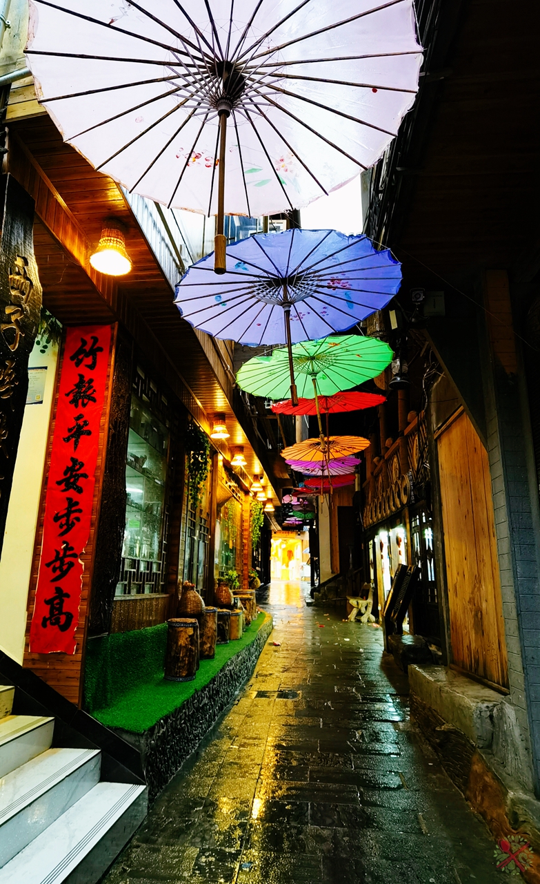 西江千户苗寨自驾游美食小吃,西江千户苗寨攻略特产