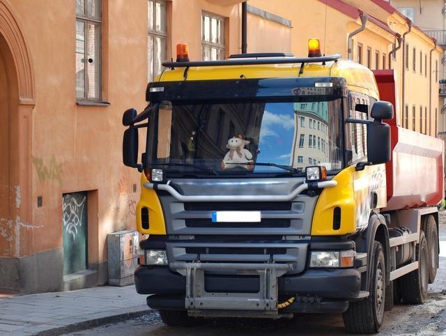 为什么养大货车的人越来越少了?车主:说出来都是眼泪