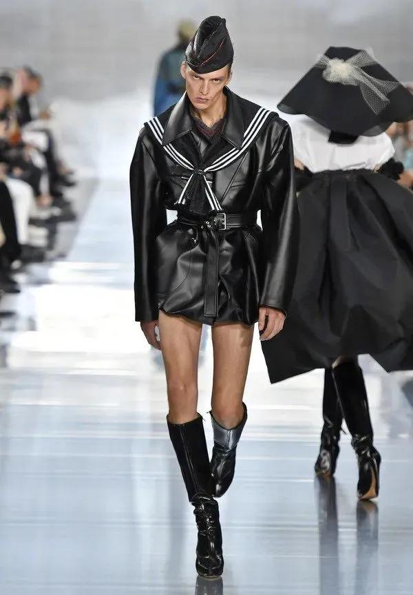 jk女团杨超越,jk杨超越同款