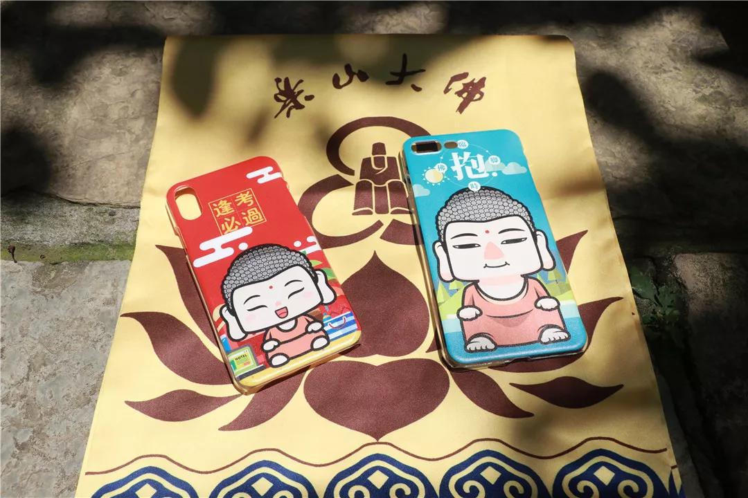 大佛印象新品发布会 (毕业旅行乐山大佛)