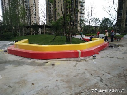 玻璃钢车厢坏了怎么修复,座椅塑料坏了怎么补救