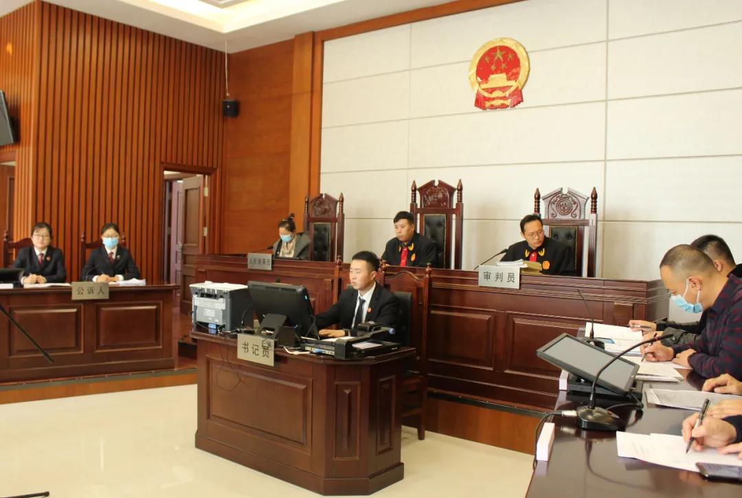 非法买卖香烟盈利3万元,非法销售电子烟获利8000什么处罚