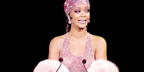 山东天后蕾哈娜带货,采访蕾哈娜被问山东天后