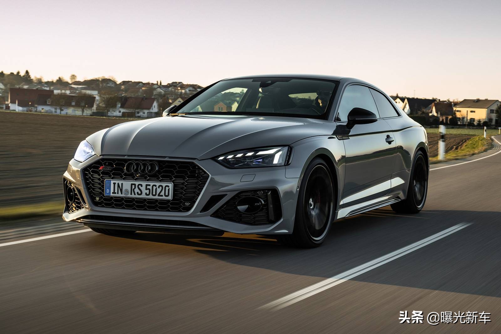 奥迪rs52022款报价,奥迪rs52022款国外价