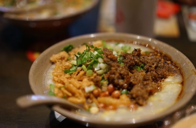 乐山，一座你不胖都对不起的城市