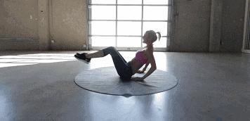 练腹肌一个动作就能练出八块腹肌,一分钟教你练出八块腹肌