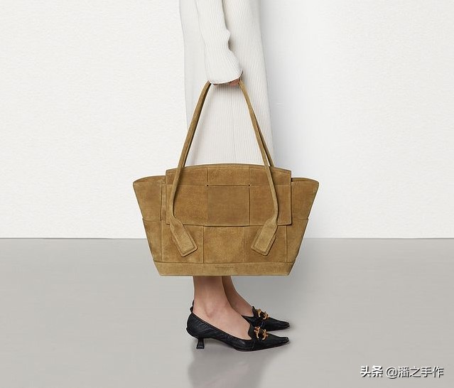 适合通勤的15款奢侈包包，搭配职场装一流