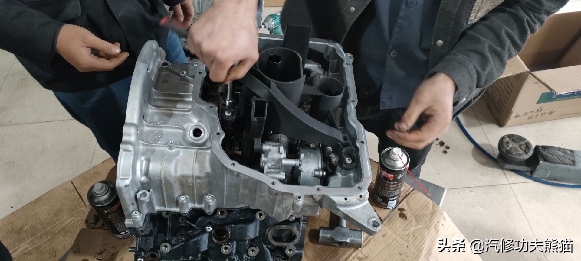 现在最新款的奥迪烧不烧机油,奥迪q7哪年有的柴油