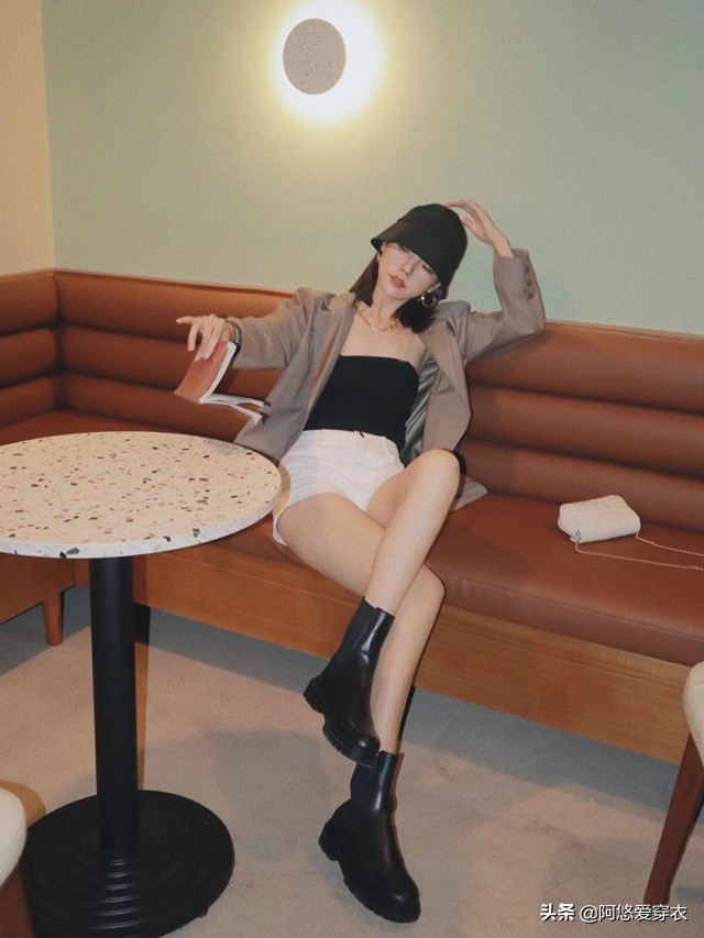 矮个子必备鞋最新款长筒靴,冬天穿上小黑靴的你时髦又显高