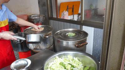 「十堰美食」51厂这家店，开了20多年只卖1种面，味道仍旧让人痴迷