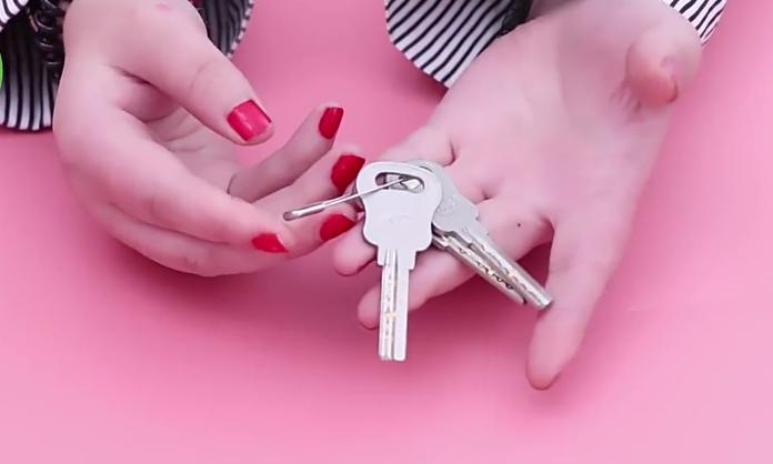 衣服吊牌不要扔还有这么多用处,衣服吊牌别扔掉