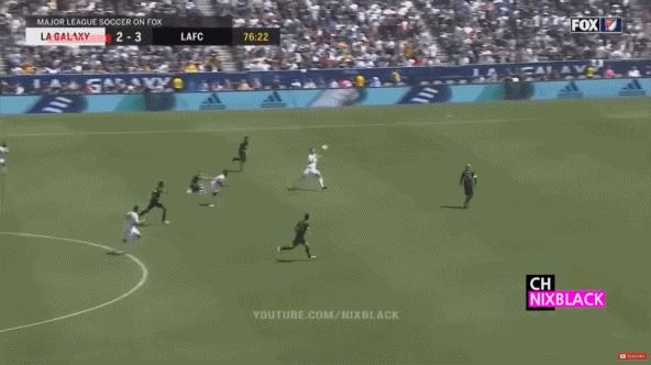 世界杯史上最年轻的进球球员是谁,36岁的布冯