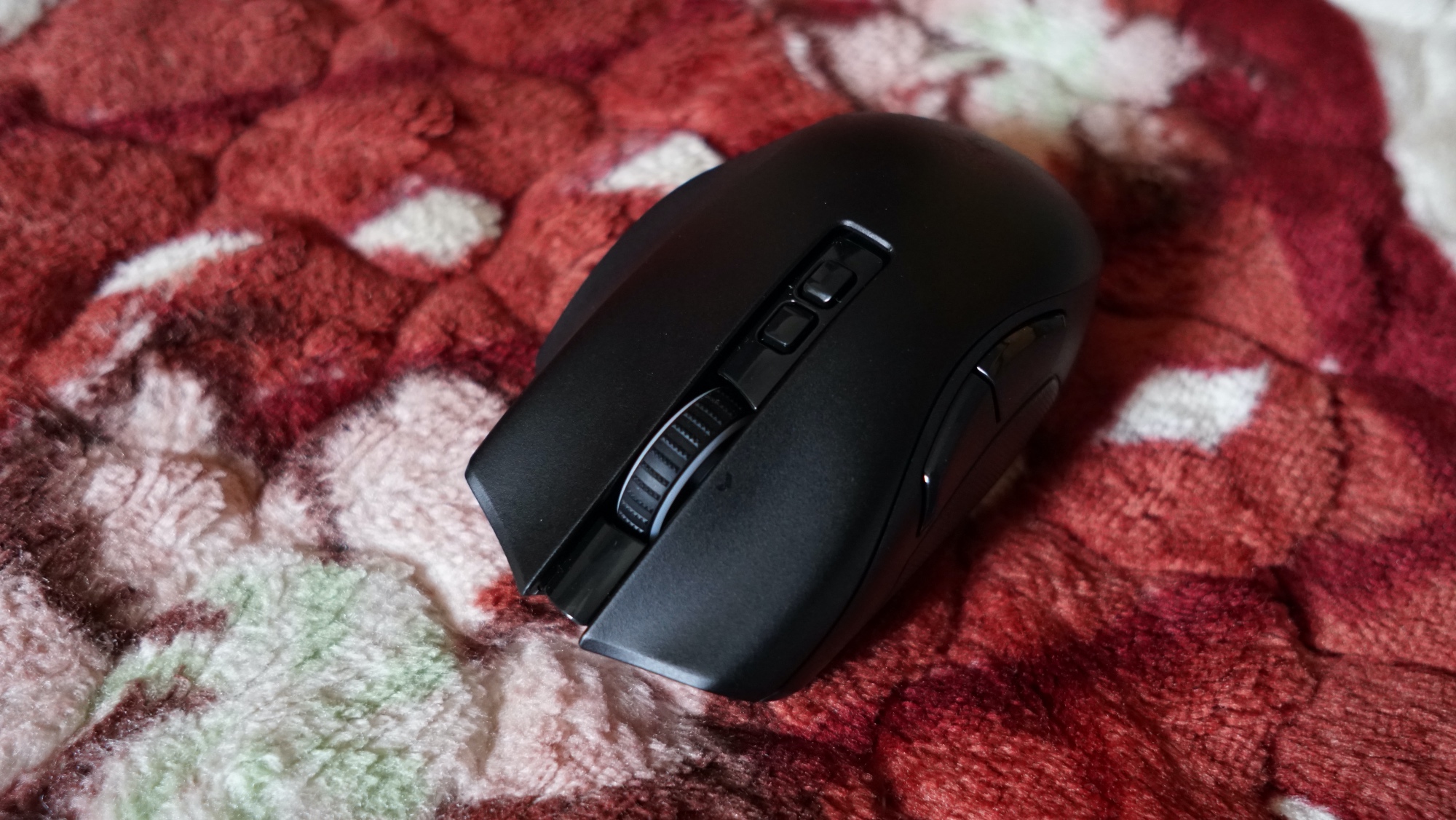 雷蛇那伽梵蛇专业版评测,雷蛇razer那伽梵蛇进化版配备