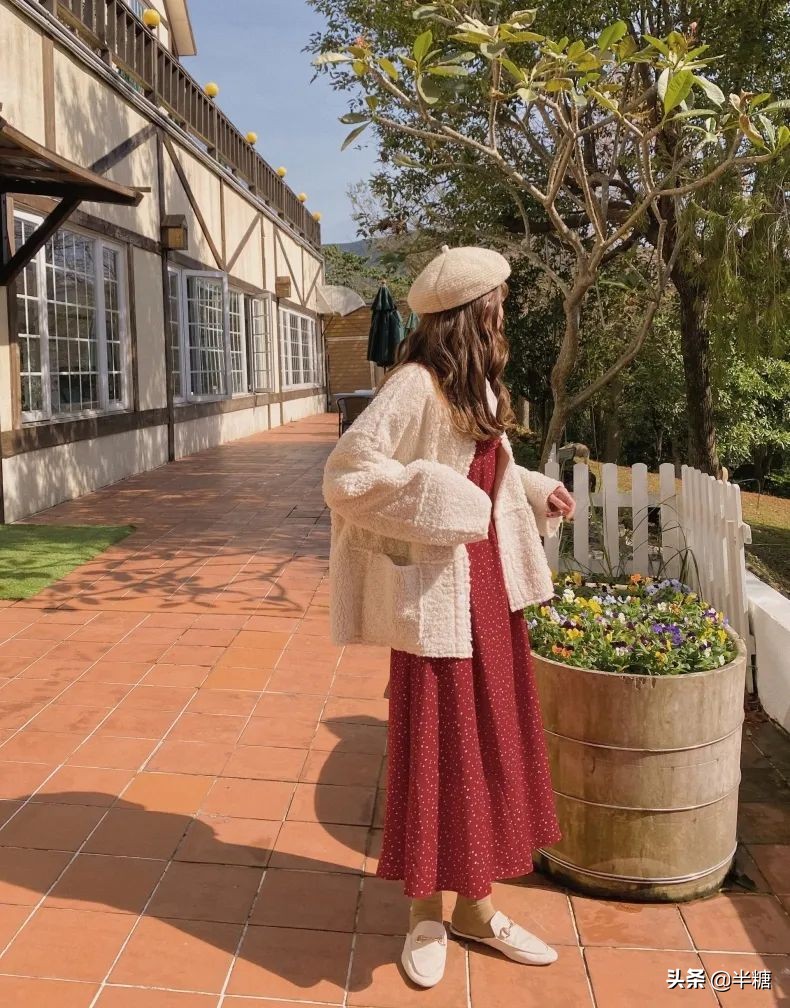 韩剧女主的穿搭连衣裙,韩剧女主穿条纹衬衫