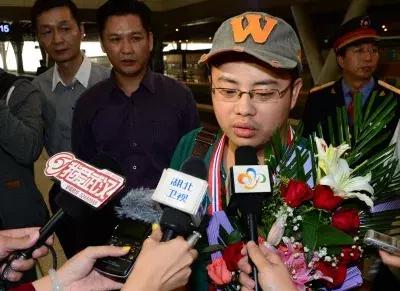 我们汉口学院的同学们是大花岭镇上“最孤独”的人