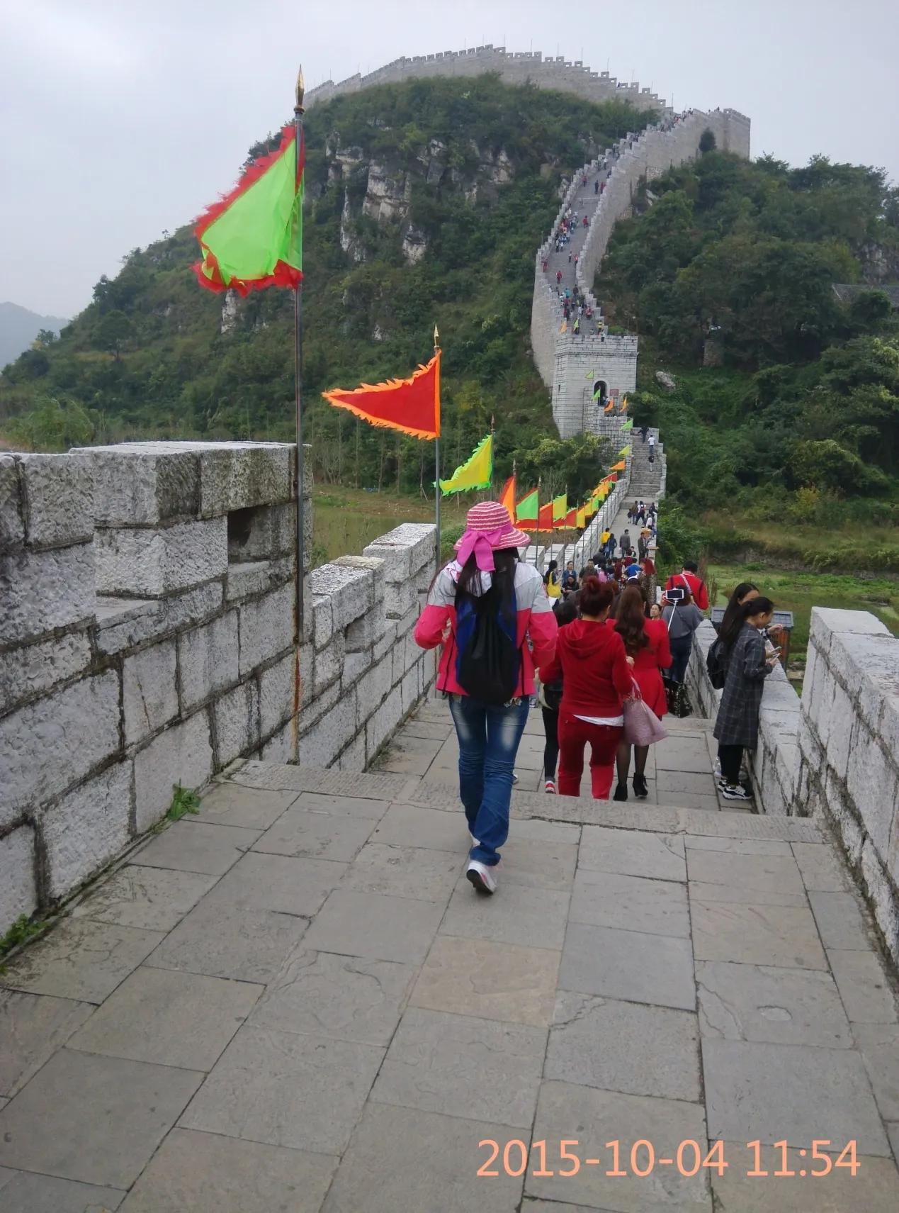 黄果树荔波小七孔苗寨镇远两日游,千户苗寨梵净山黄果树三日游