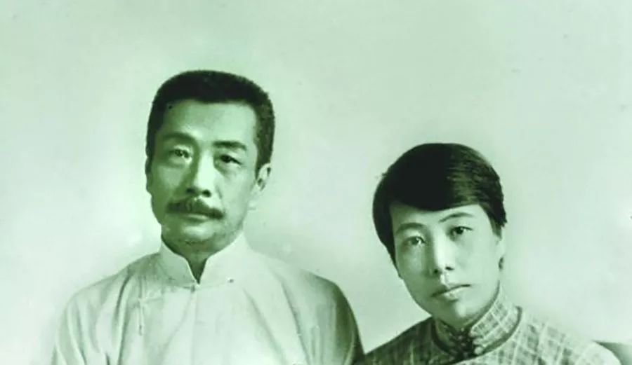 别被教你赚钱的书忽悠了,大佬们都在学习“没用”的“传统文化”