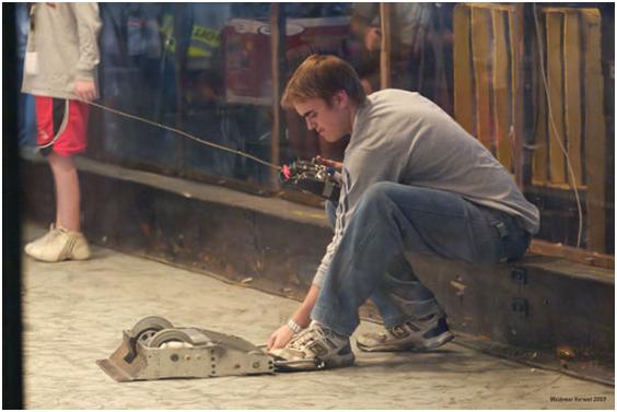 閬ユ帶鏈哄櫒浜烘搨鍙拌禌,鏈哄櫒浜烘搨鍙拌禌瀹屾暣瑙嗛